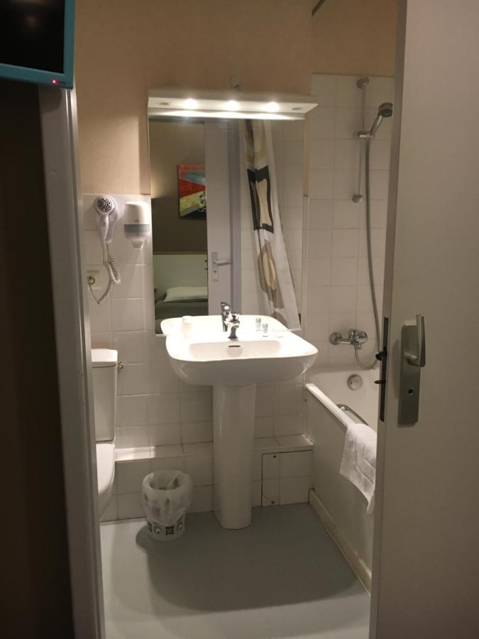 Hotel Du Centre 구그넌 외부 사진