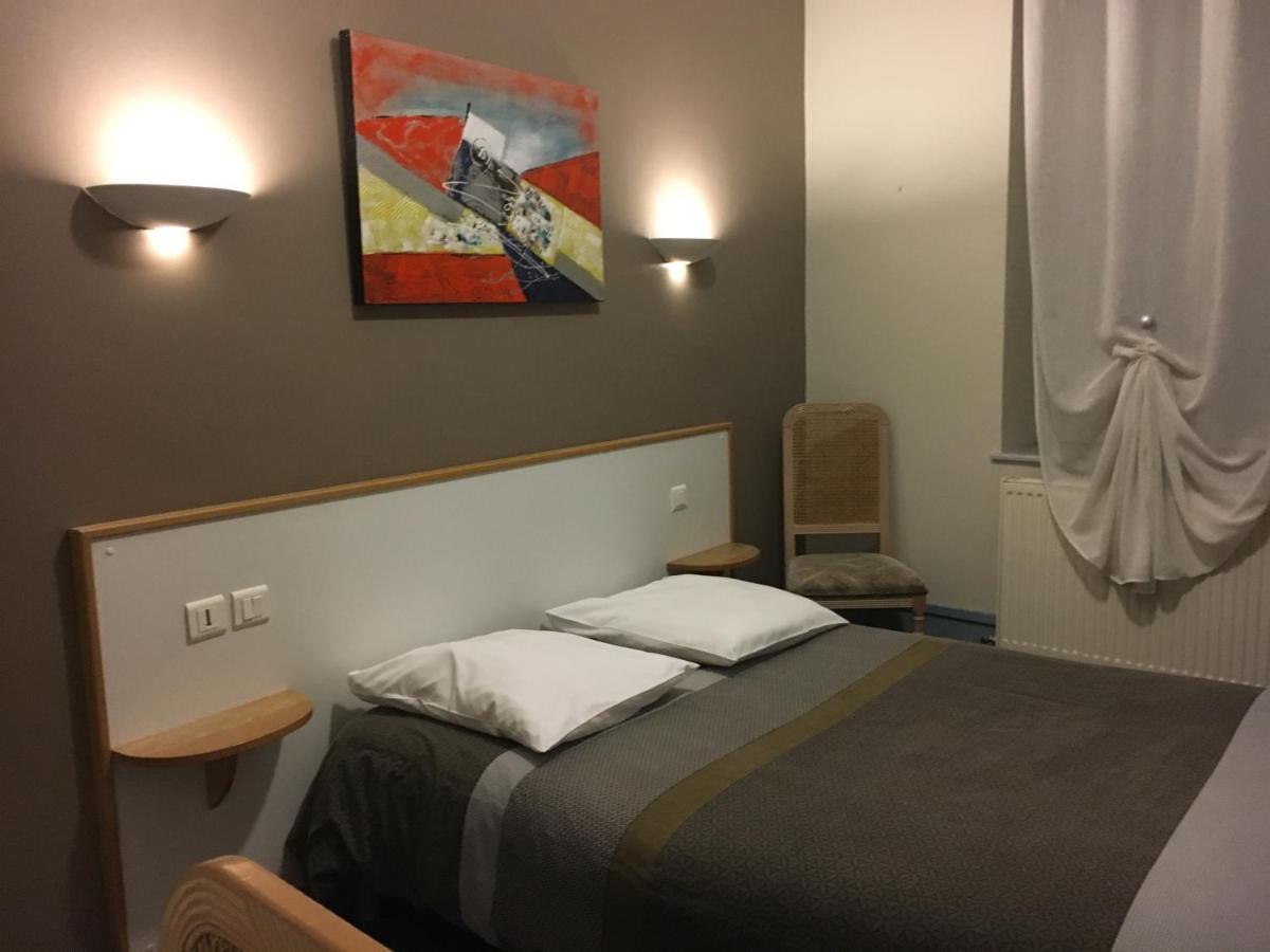 Hotel Du Centre 구그넌 외부 사진